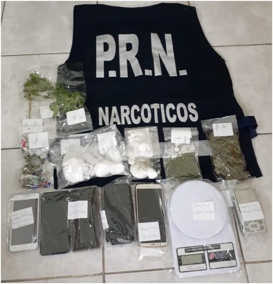 Dos detenidos en Viedma con varios envoltorios de cocaína