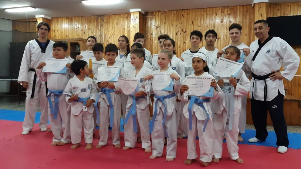 La Federación Rionegrina de Taekwondo presentó a su cuerpo técnico