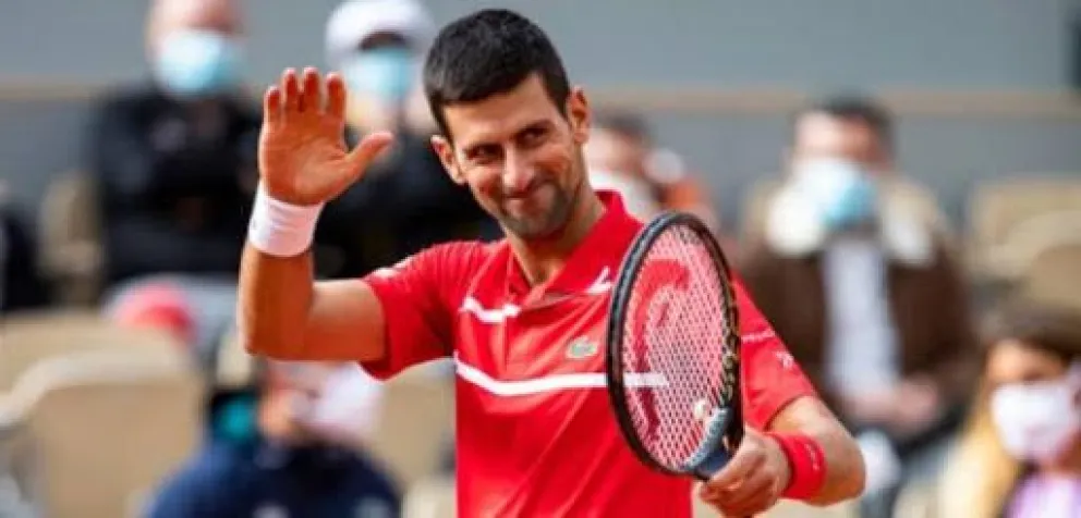 Otro pelotazo de Djokovic