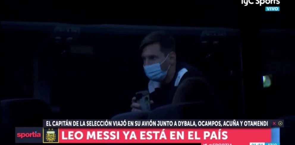 Arribó el avión de Messi y la Selección está completa