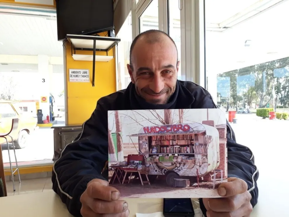 Piden autorización para instalar una biblioteca móvil en plaza Villarino
