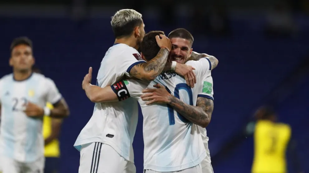 Argentina debutó con triunfo ante Ecuador en las Eliminatorias