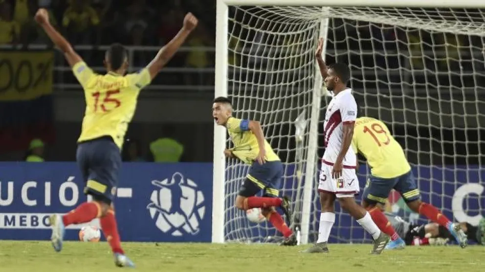 Colombia goleó a Venezuela por las eliminatorias
