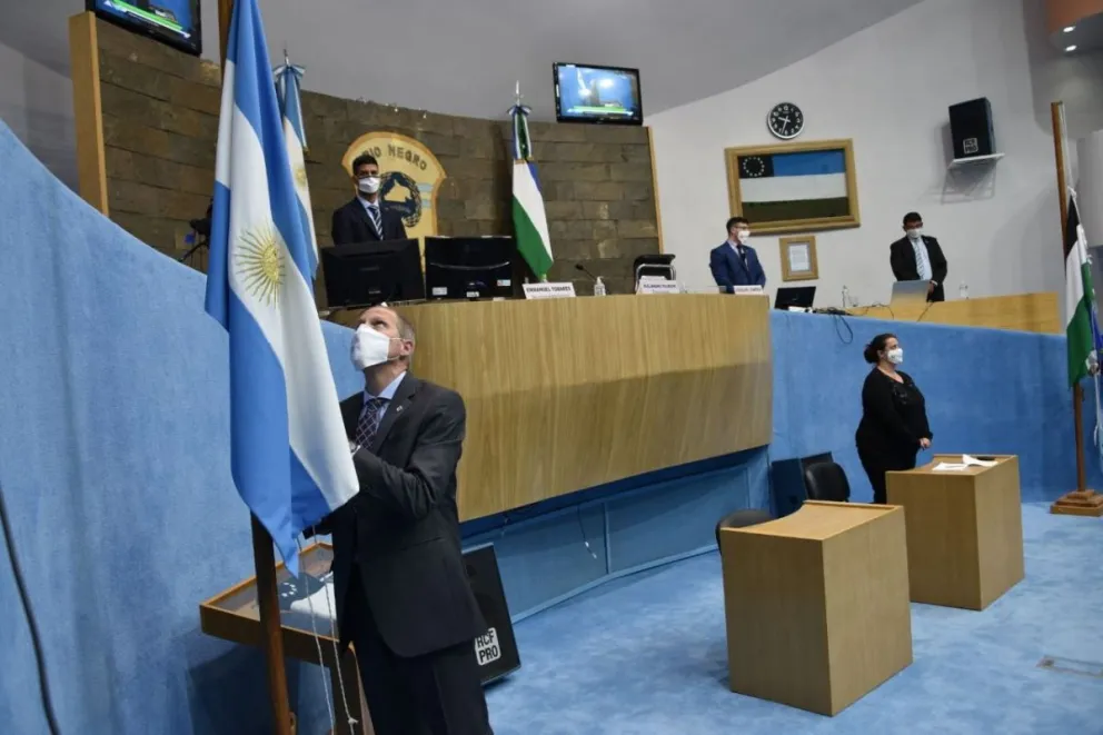 La Legislatura sesionará este martes 13