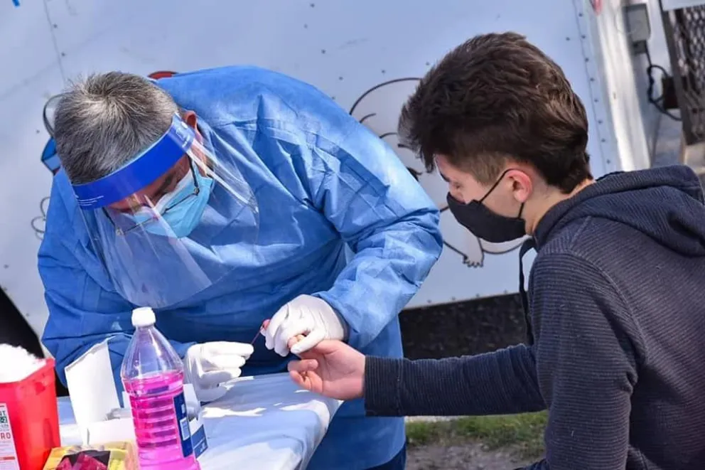 Siguen en ascenso los contagios en la capital provincial