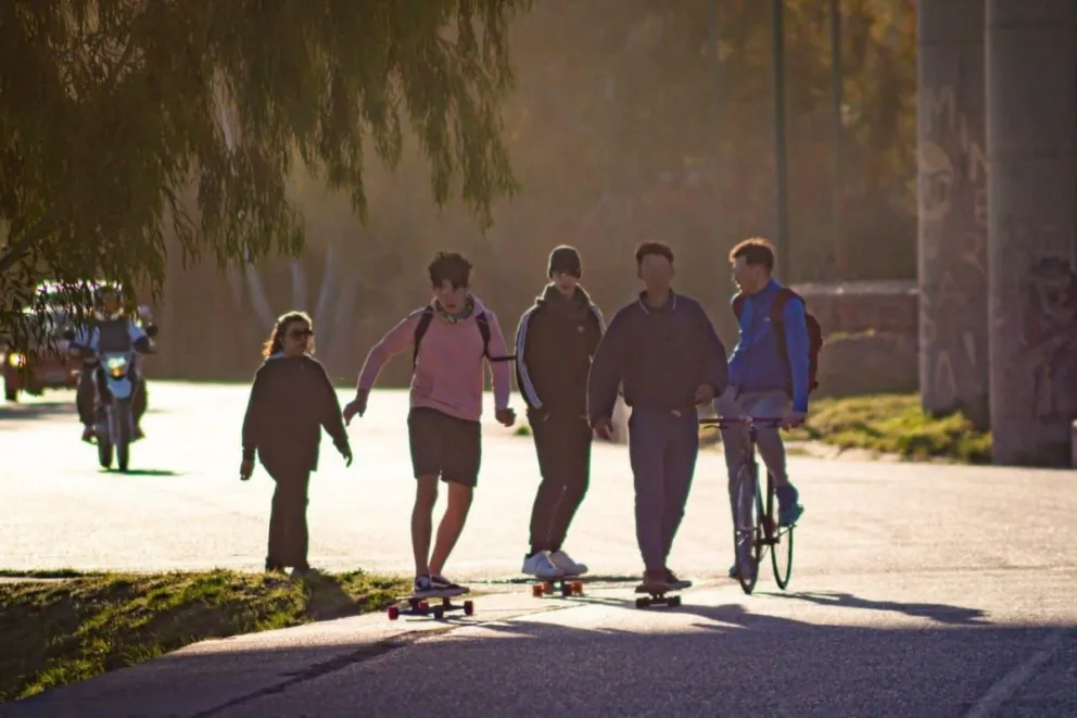 "Los jóvenes son los que menos cumplen", afirmó Zara