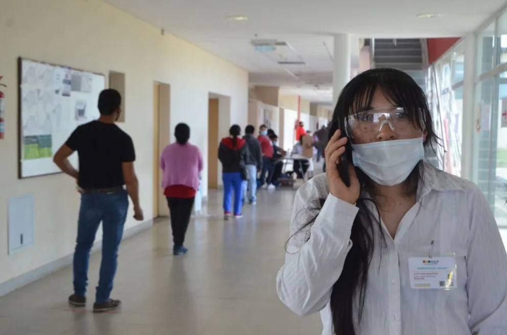 La comunidad boliviana vota con normalidad en Viedma