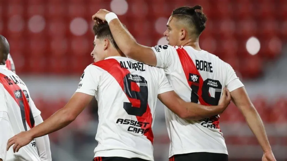 River goleó a Liga de Quito y se quedó con el Grupo D