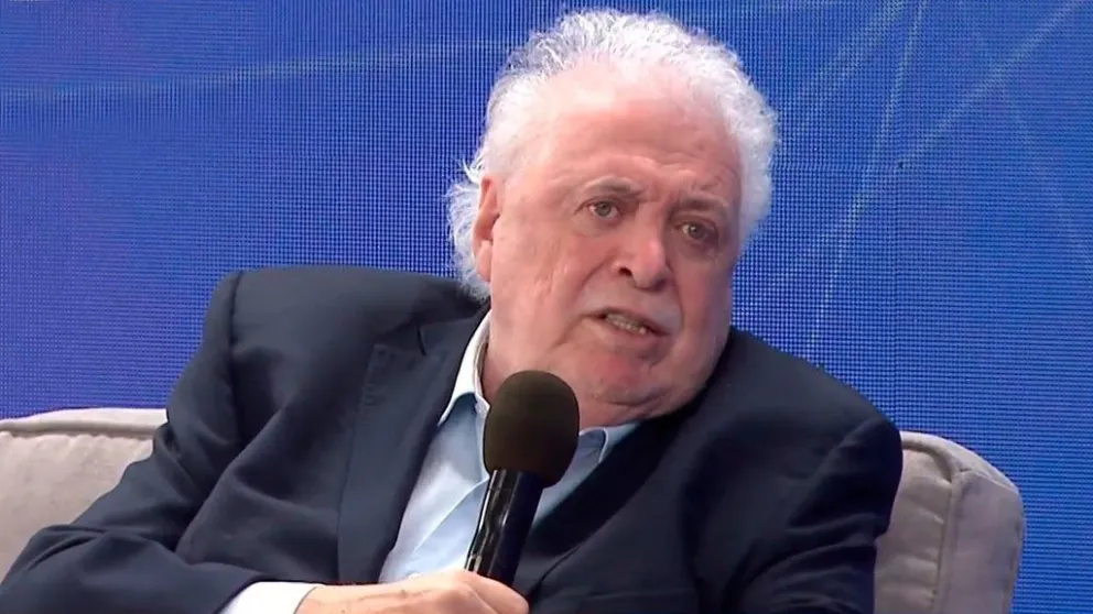 Ginés González García: "La causa de los mayores contagios siguen siendo las reuniones sociales"