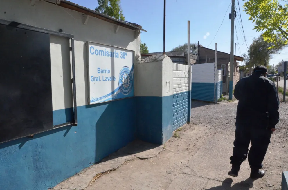 Balearon una vivienda en el barrio Lavalle