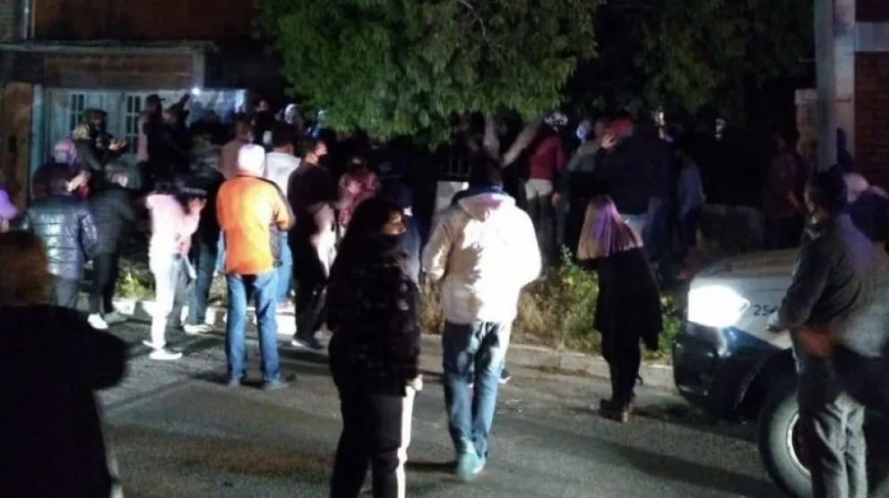 Usurparon una casa en Las Grutas y los vecinos salieron a repudiar el hecho