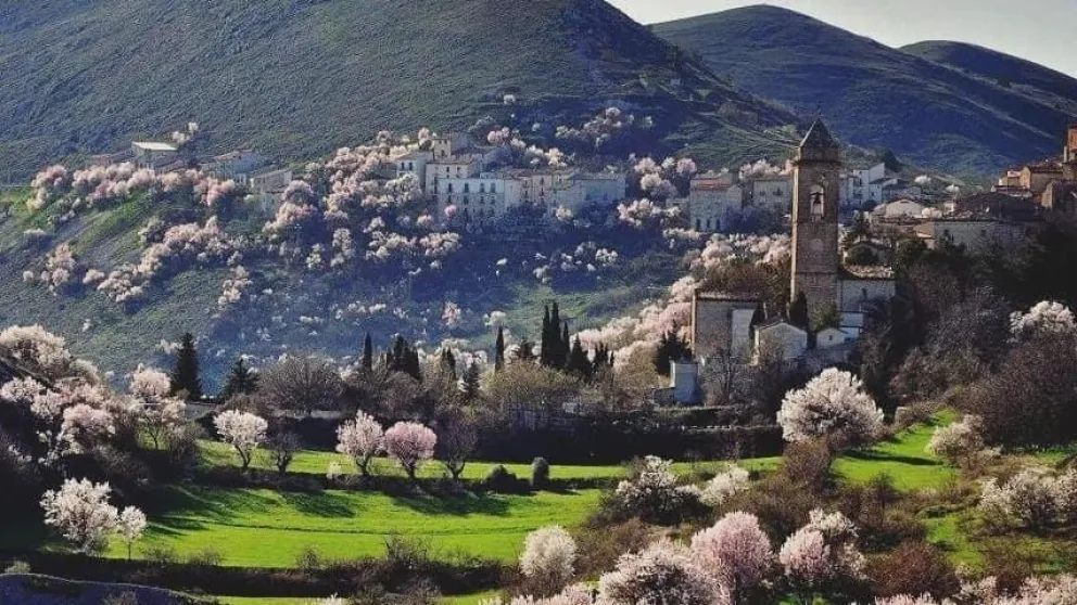 Un pueblo italiano ofrece casi 10.000 dólares por vivir allí