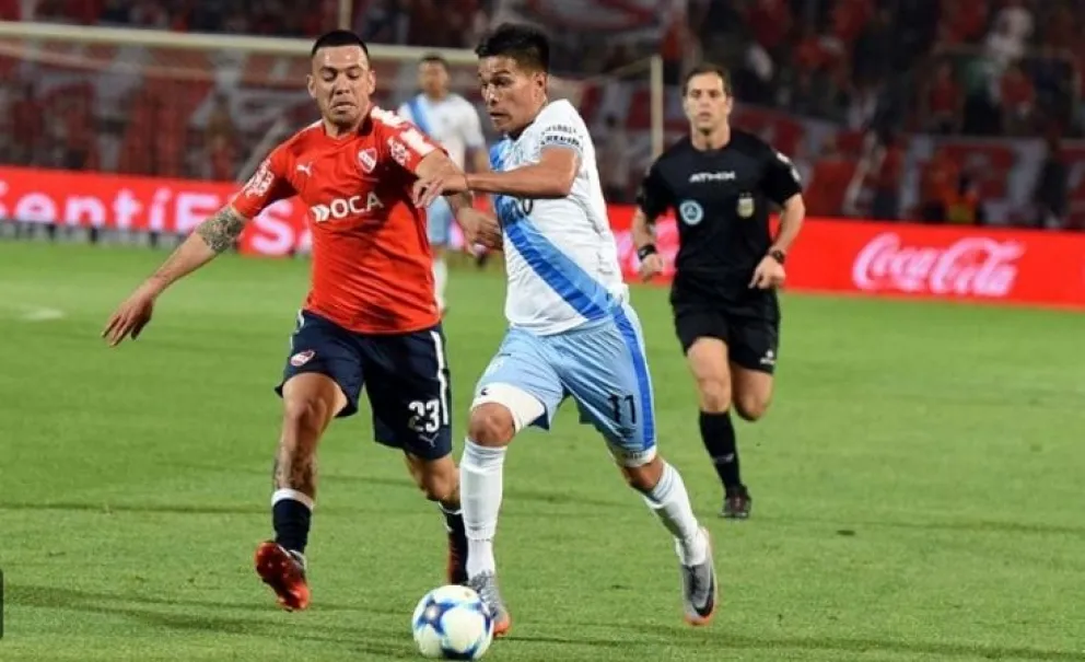 Independiente vs. Atlético Tucumán por la Sudamericana: hora, TV y formaciones
