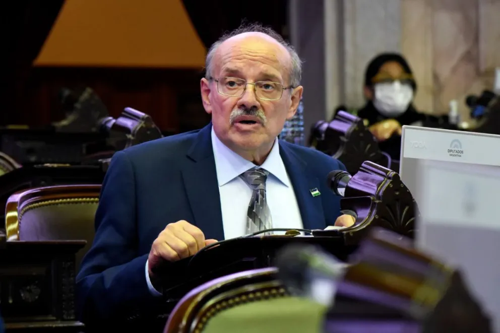Con críticas, Di Giácomo acompañó la Ley de Presupuesto