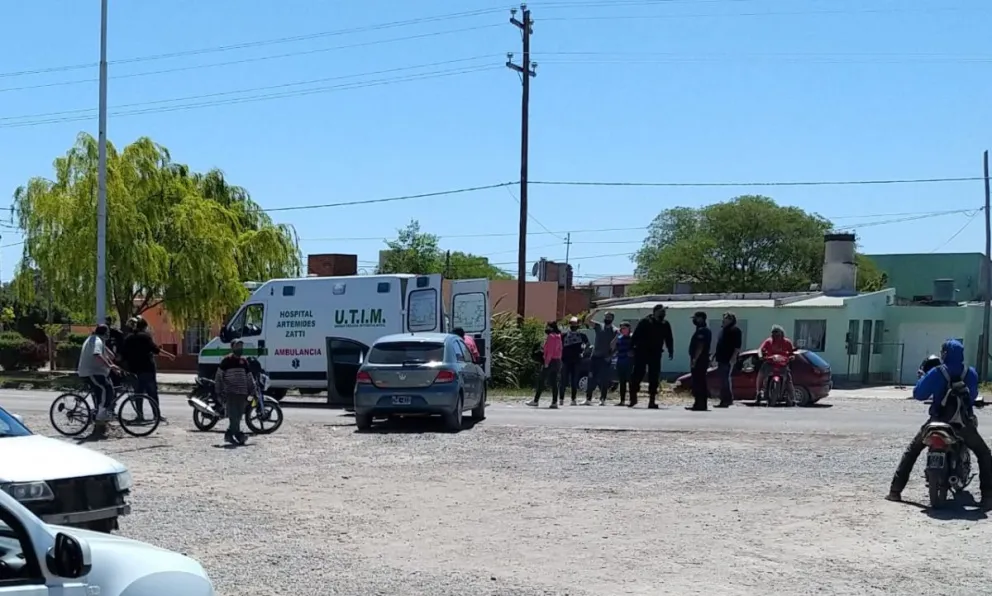 Motociclista hospitalizado tras un accidente vial
