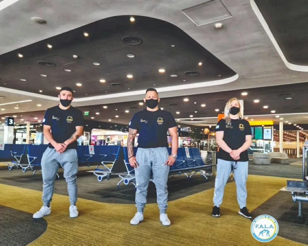Luchadores argentinos se preparan en Rusia