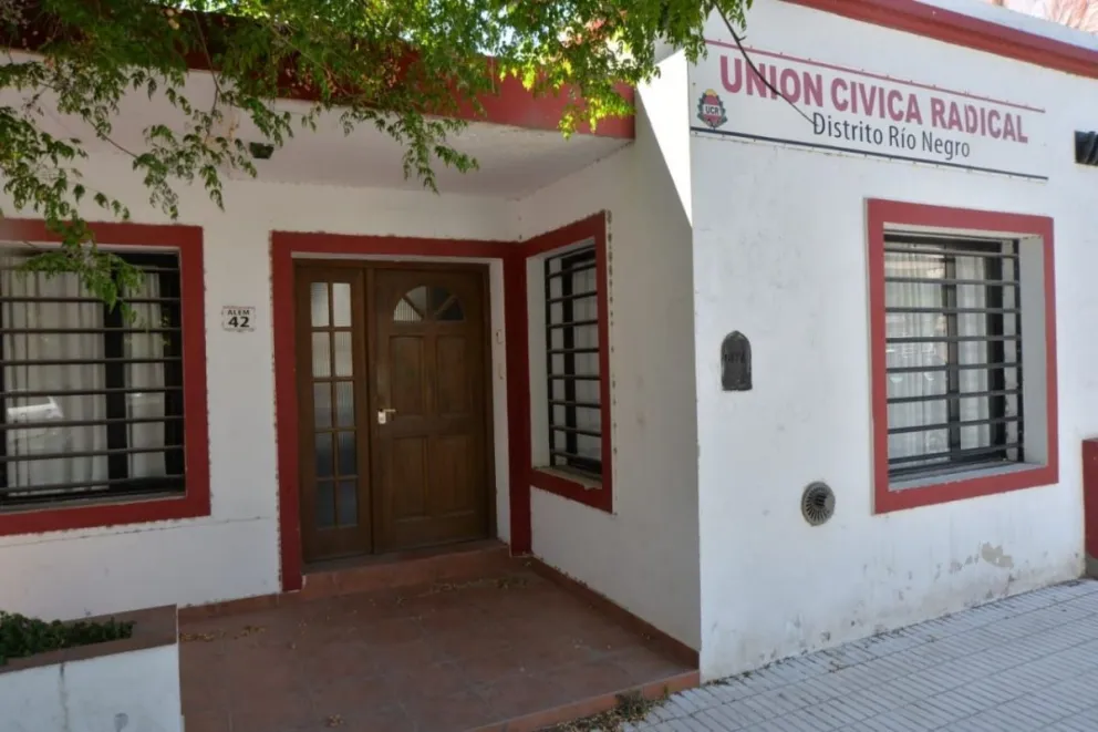 "El recurso de prorrogar los mandatos es de muy bajo vuelo"