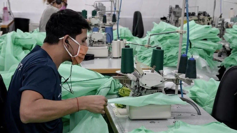 Las ventas de comercios pymes cayeron 14,9% en octubre