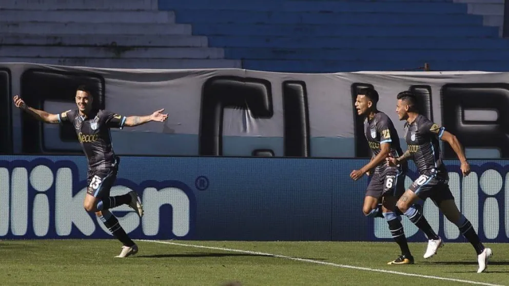 Copa Liga Profesional: Atlético goleó a Racing en Avellaneda