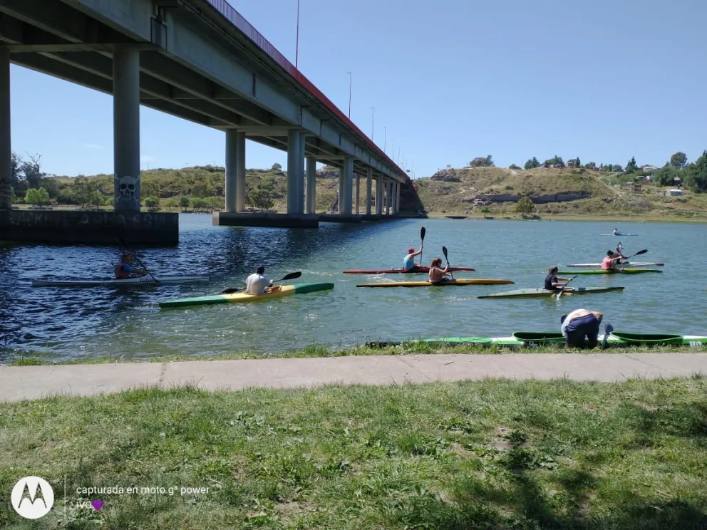 Primera bajada al río de la Asociación Dos Puentes