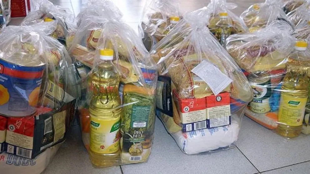 Comallo: violaron el aislamiento y debieron pagar con alimentos para familias vulnerables
