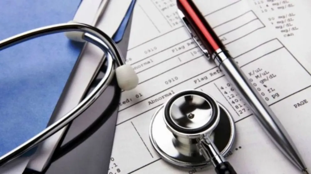 Medicina prepaga: anulan aumento del 15% y autorizan suba del 10% en diciembre