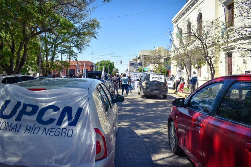 "La forma de protestar no es a los huevazos"