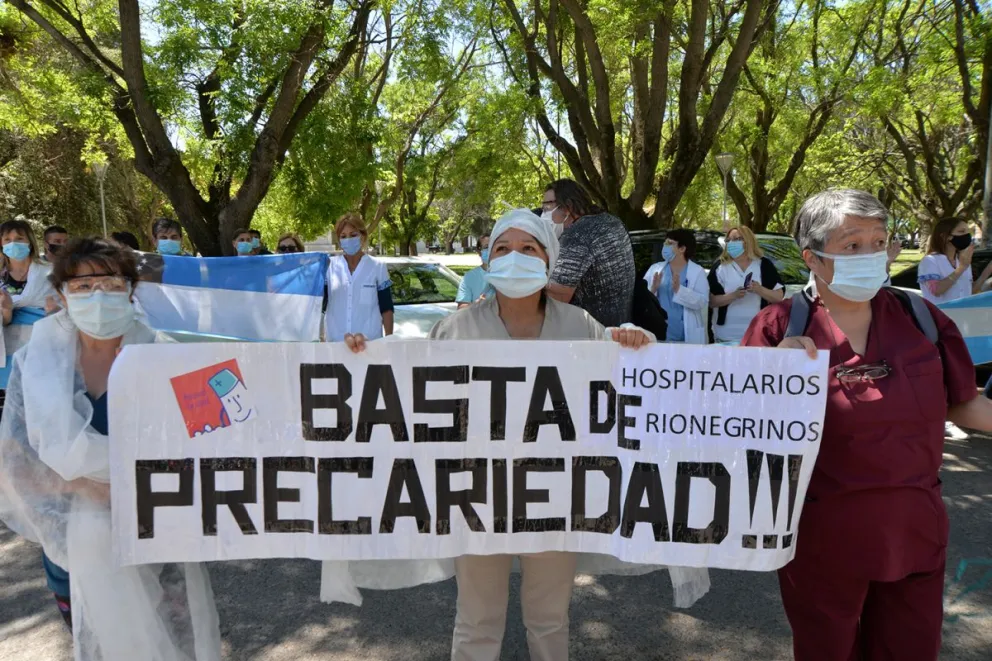 Tras la renuncia de jefes de áreas, empieza a encaminarse el reclamo de Salud