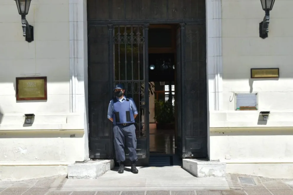 Carreras y ministras nacionales reunidas en Casa de Gobierno por Villa Mascardi