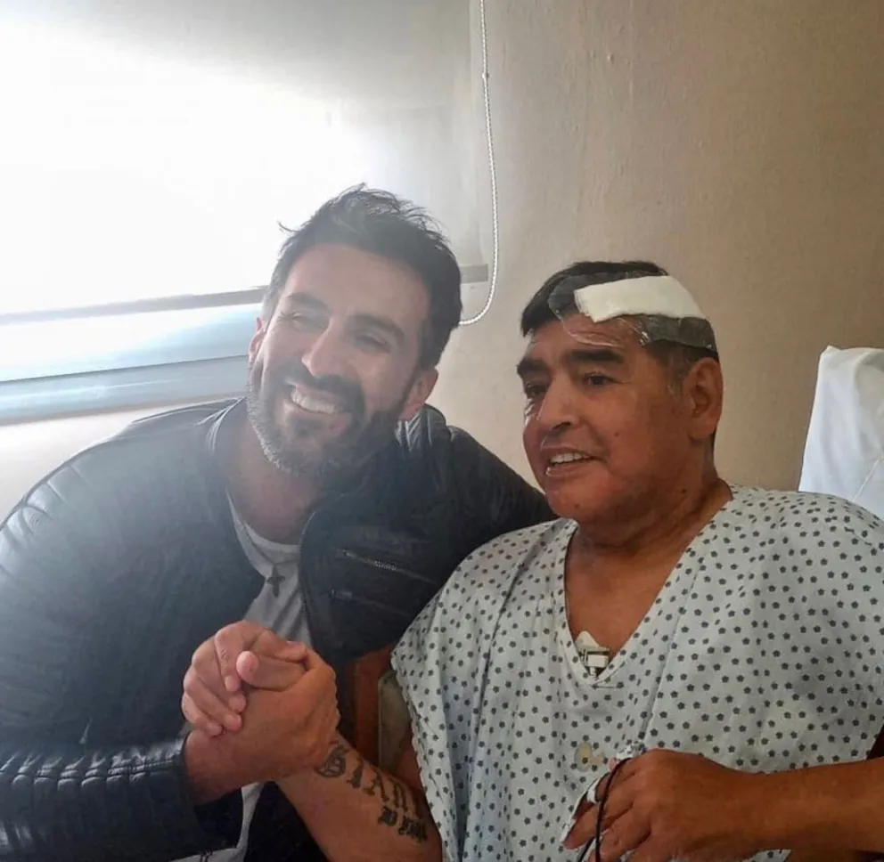 Dalma Maradona furiosa por la foto que se filtró de Diego en la clínica