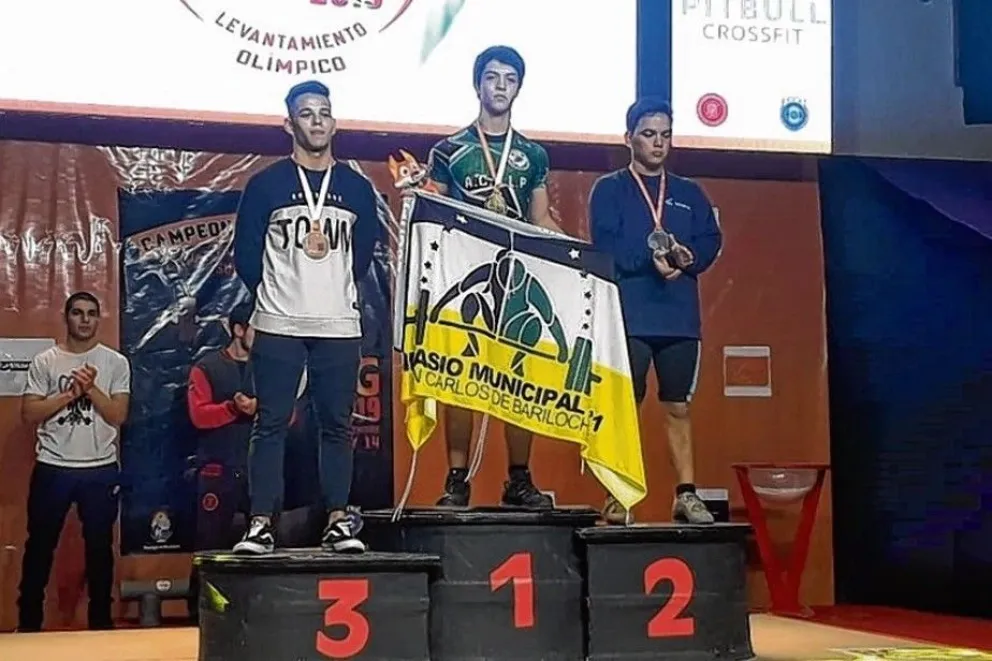 Rionegrino representará al país en el Mundial sub 17 de levantamiento olímpico