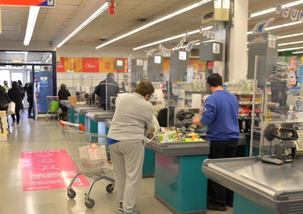 Empleados de Comercio solicitan un bono extraordinario de 20 mil pesos