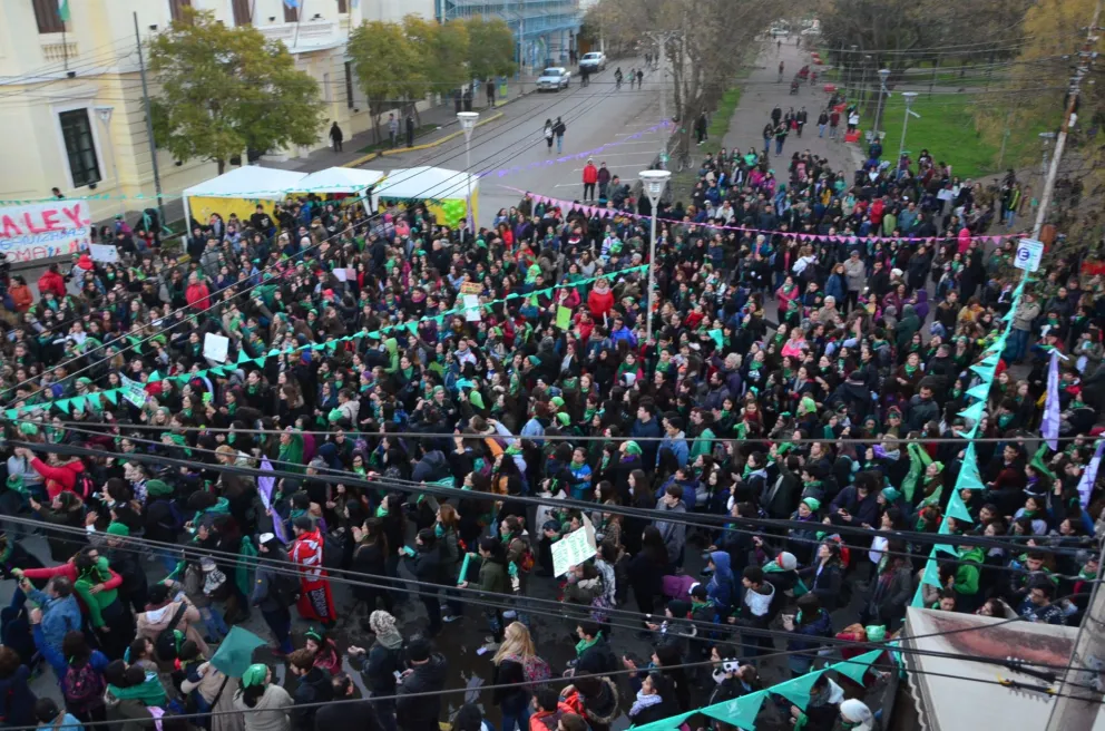 Vuelve la marea verde: Convocan a marchar en Viedma a favor de la ley de aborto