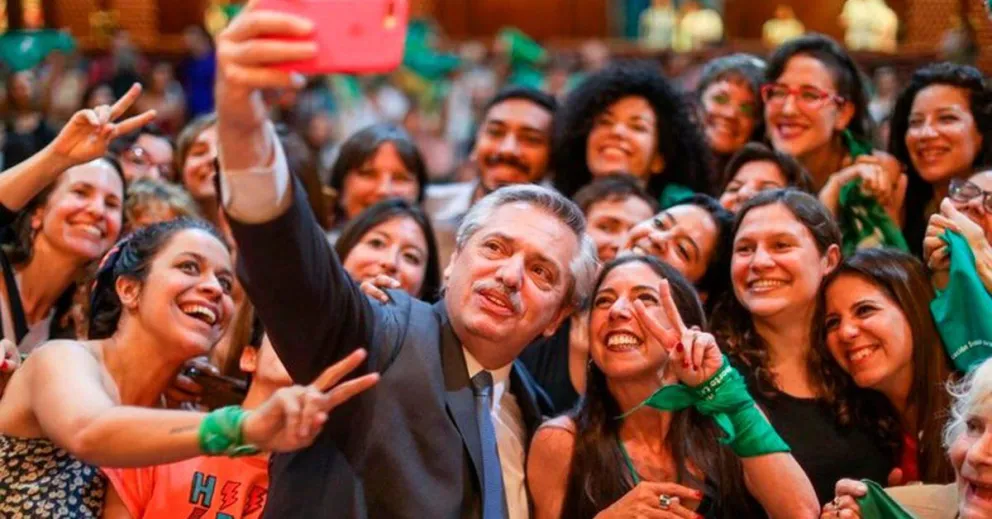 Alberto Fernández enviaría hoy al Congreso el proyecto para legalizar el aborto