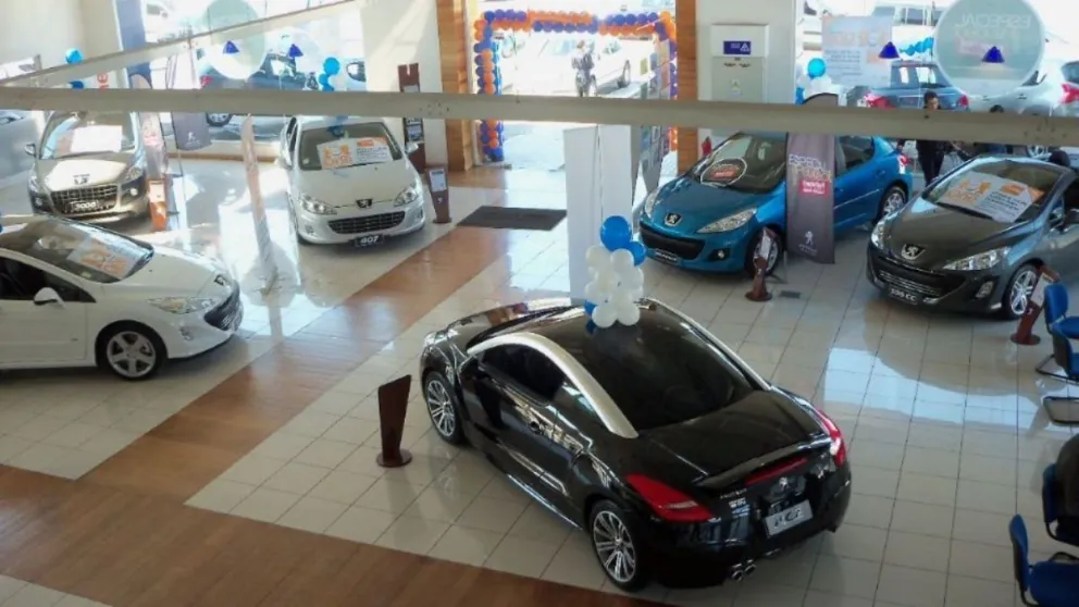 Los autos de más de $2.250.000 pagarán impuesto "al lujo" desde diciembre