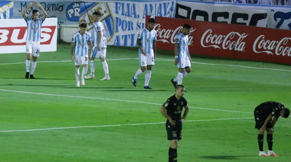 Copa de la Liga Profesional: Racing quedó al borde de la eliminación