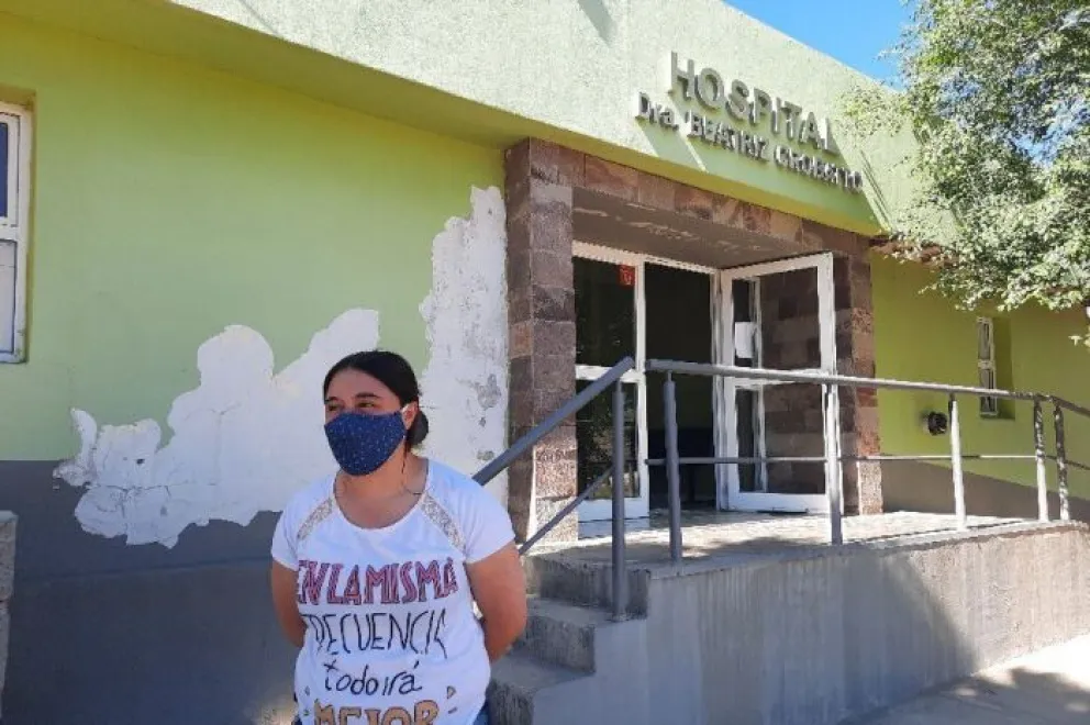 Guadalupe, la primera mujer en convertirse en chofer de ambulancia