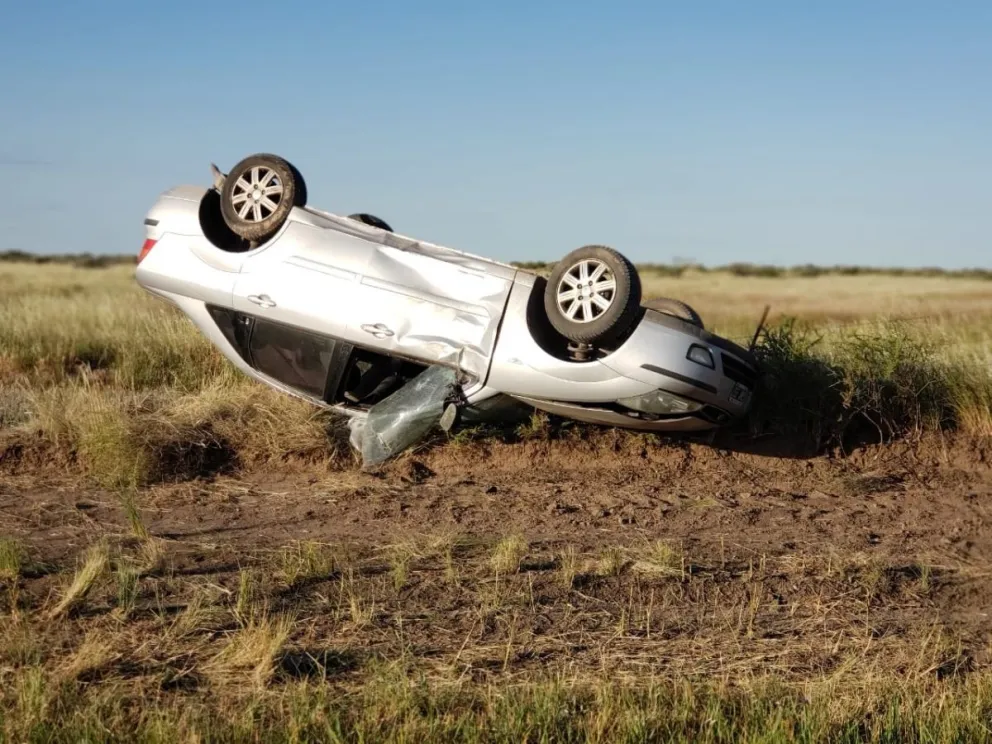 Otra vez volcaron en la ruta camino a El Cóndor