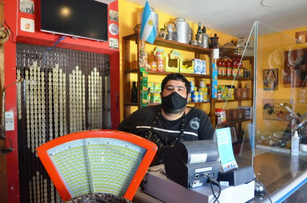 Aseguran que por los horarios restringidos la gente se va a Carmen de Patagones