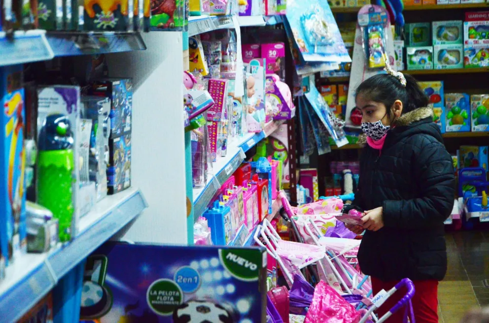 Comercios podrían ampliar el horario de atención hasta las 22