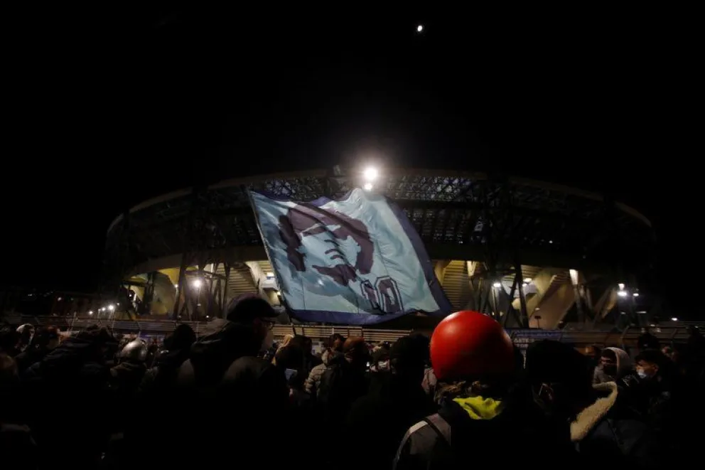 El estadio del Napoli se llamará Diego Armando Maradona