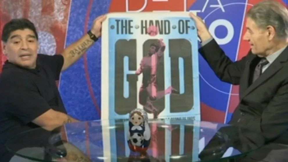 ¿Qué tiene que ver un artista viedmense con la Mano de Dios?
