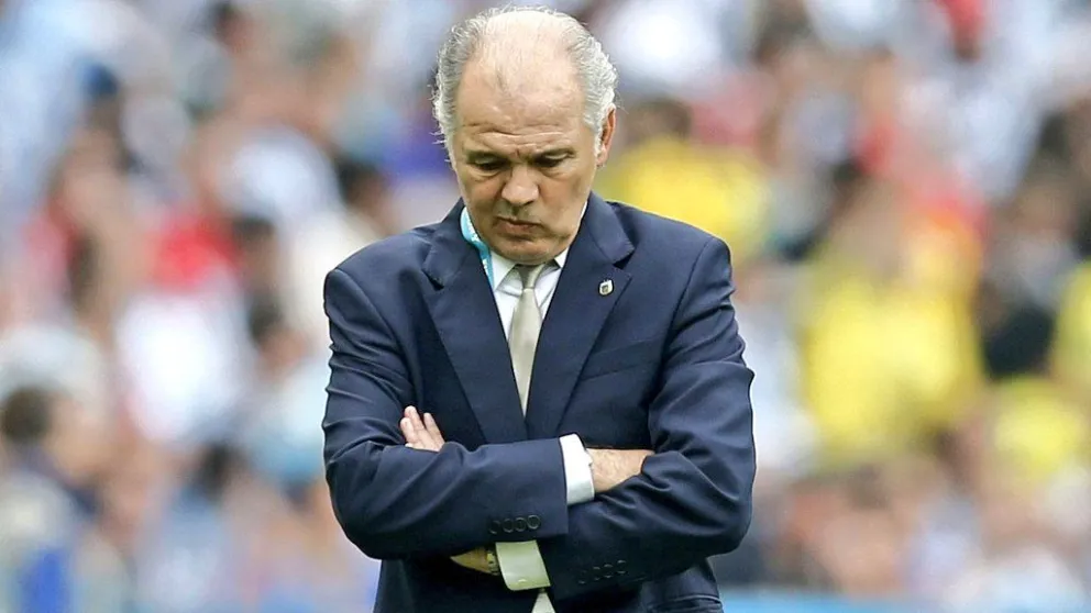 Alejandro Sabella fue internado de urgencia en una clínica de Capital Federal