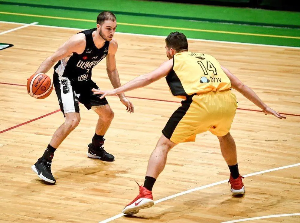 Básquet: Grun cuenta su experiencia dentro de la burbuja de la Liga Nacional