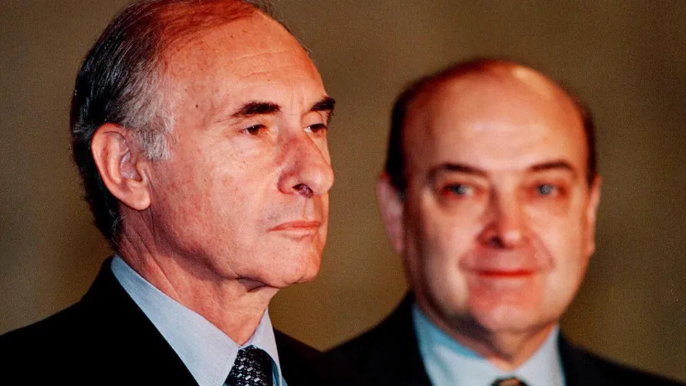 Hace 19 años, De la Rúa inauguraba el "corralito cambiario"