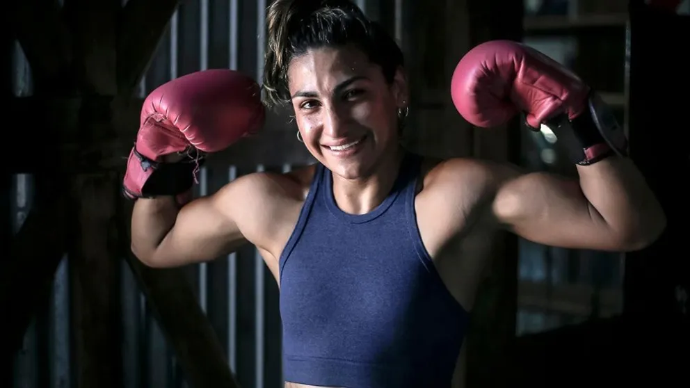 Nazarena Romero se coronó campeona mundial supergallo
