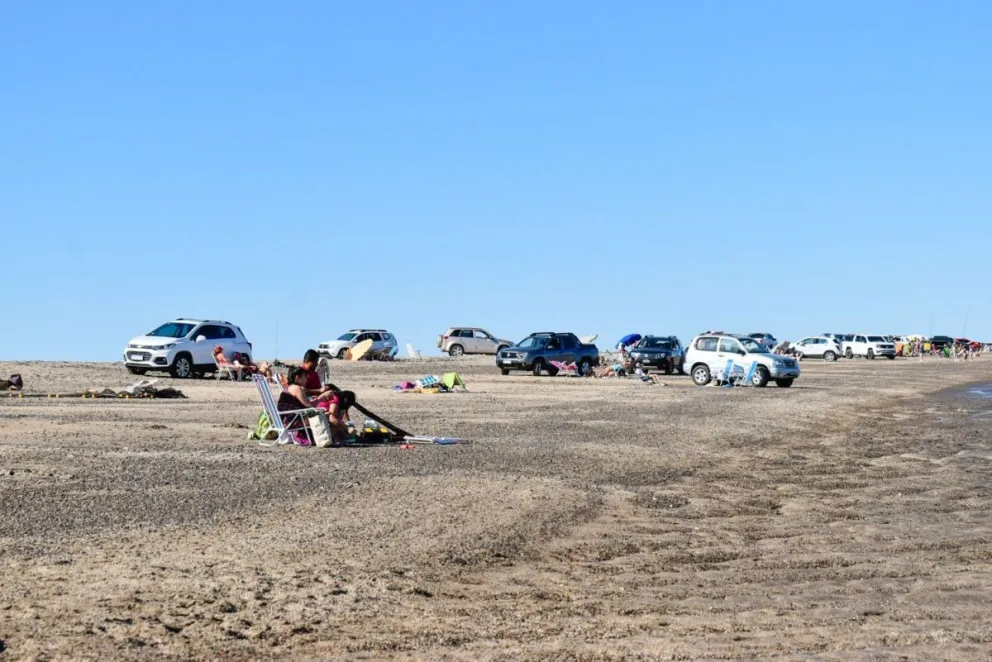 Repaso en accesos al mar y eliminación de baños químicos en la playa