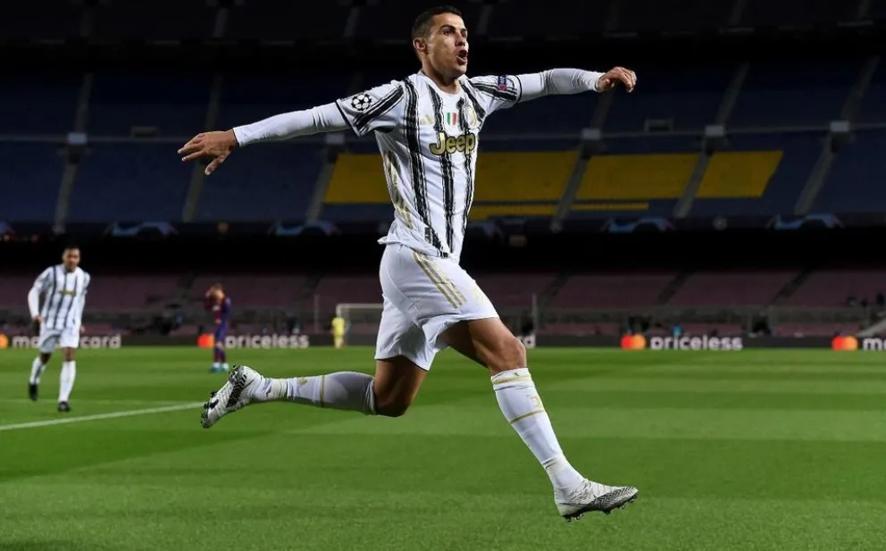 Cristiano la ganó el duelo a Messi y Juventus se quedó con el primer puesto