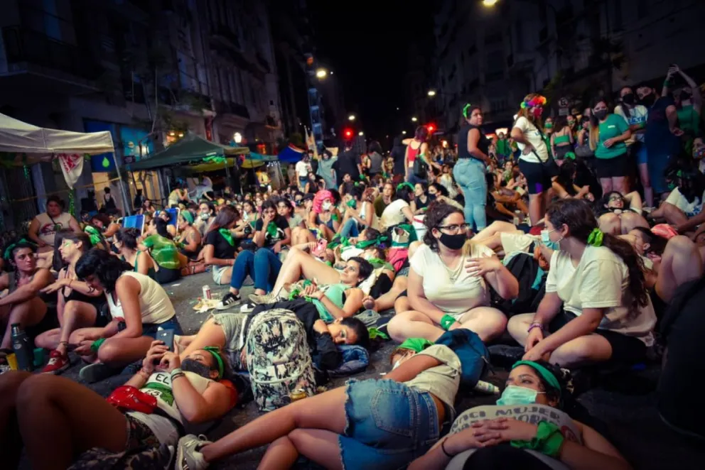 Noticias siguió de cerca la vigilia verde en el Congreso