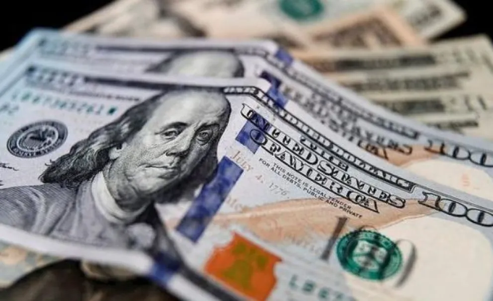 Dólar blue: 145 para la compra y 151 para la venta